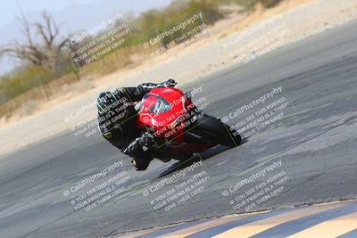 media/Mar-28-2022-Superbike Trackdays (Mon) [[b8603d0f67]]/Open Track Time/Turn 3 Inside/